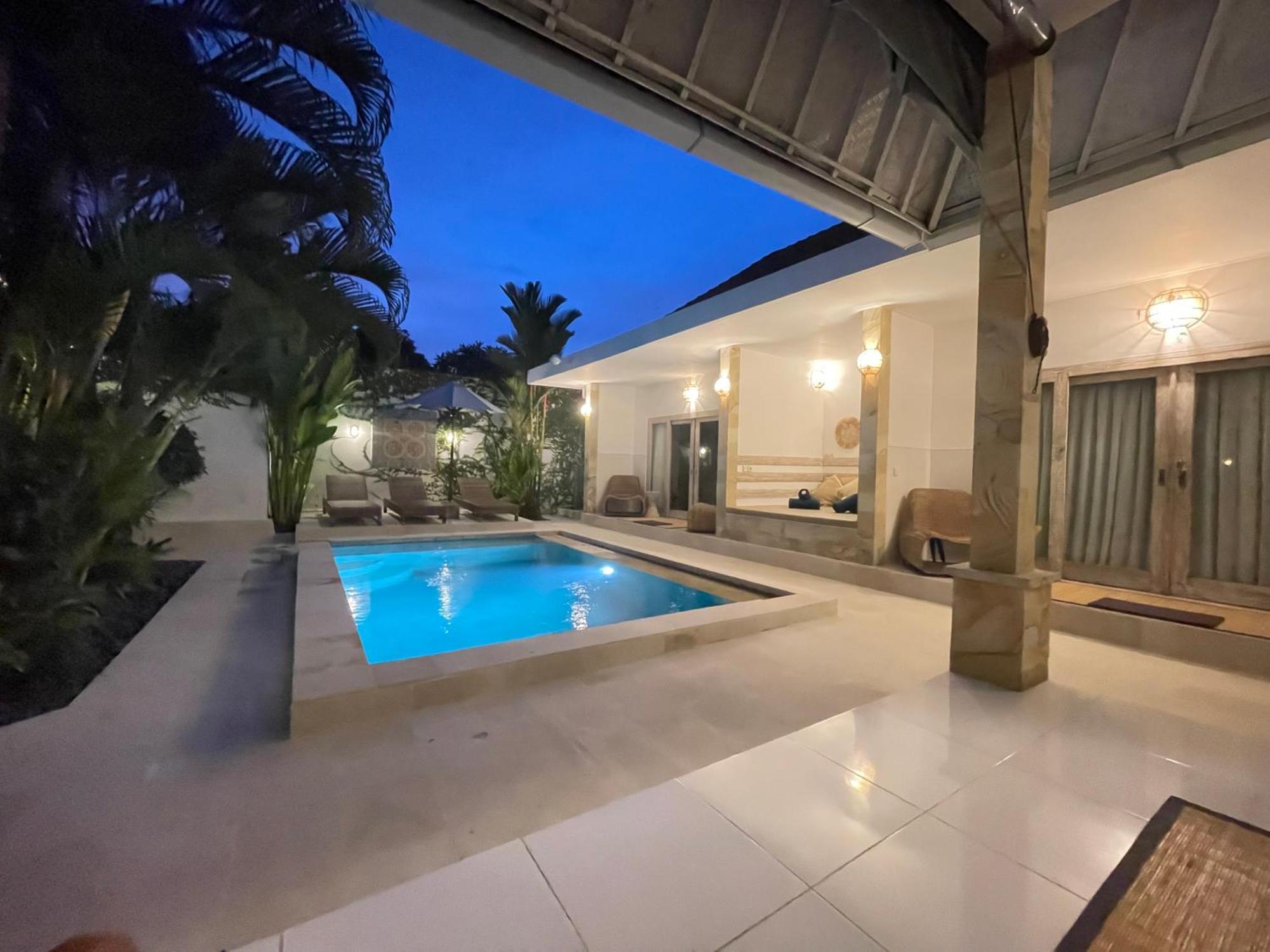 Pennylane Villa Seminyak  Luaran gambar