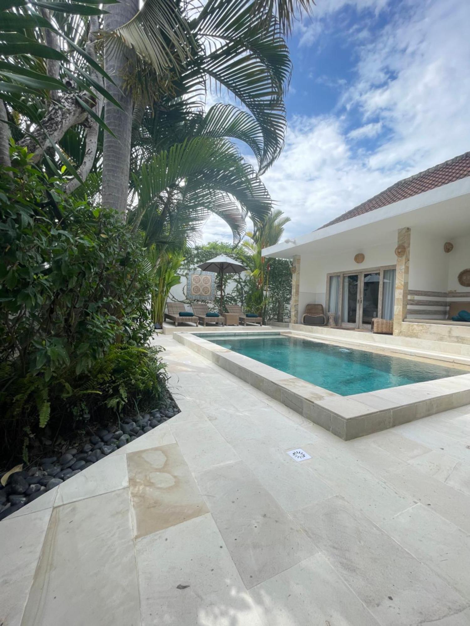 Pennylane Villa Seminyak  Luaran gambar